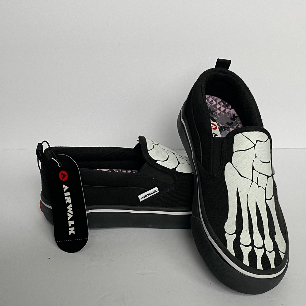 Airwalk Kids Skeleton Sneakers - Black and White